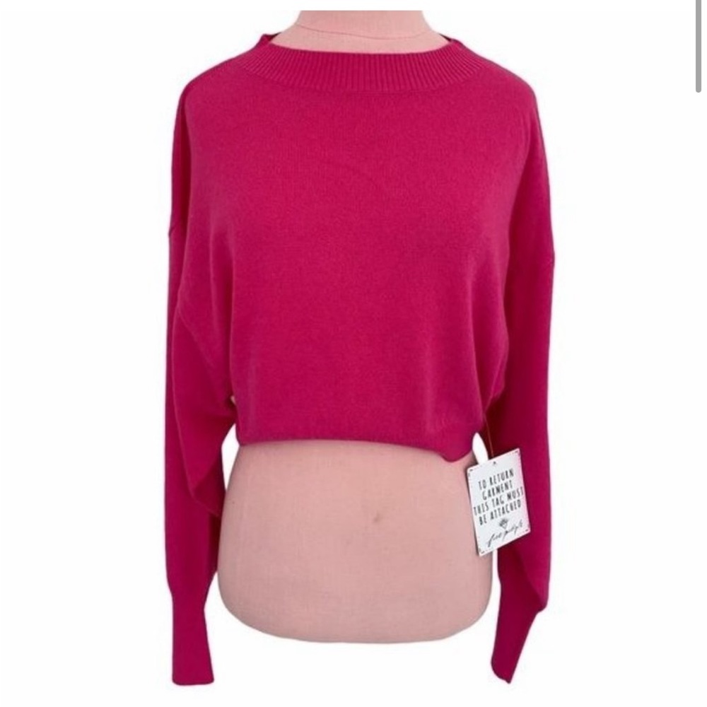Free People Cropped Crew Neck Sweater in Pink Size 0 NWT - re-poshed.